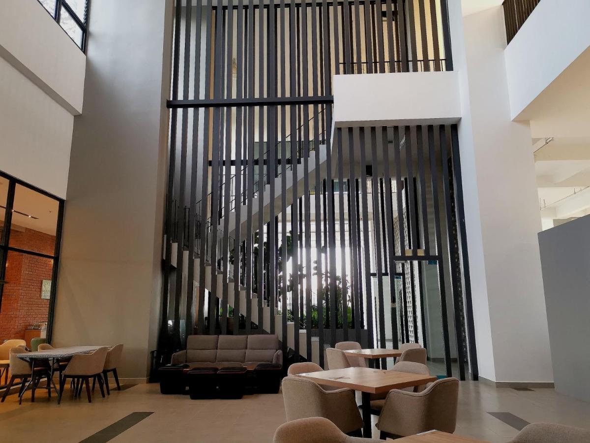 Bell Suite - The Premium Suite @ سيبانغ المظهر الخارجي الصورة