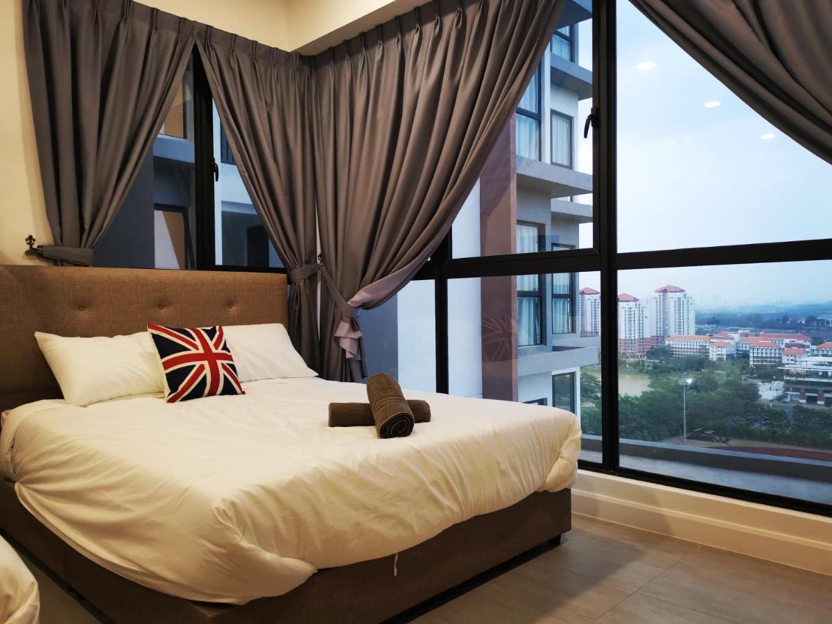 Bell Suite - The Premium Suite @ سيبانغ المظهر الخارجي الصورة
